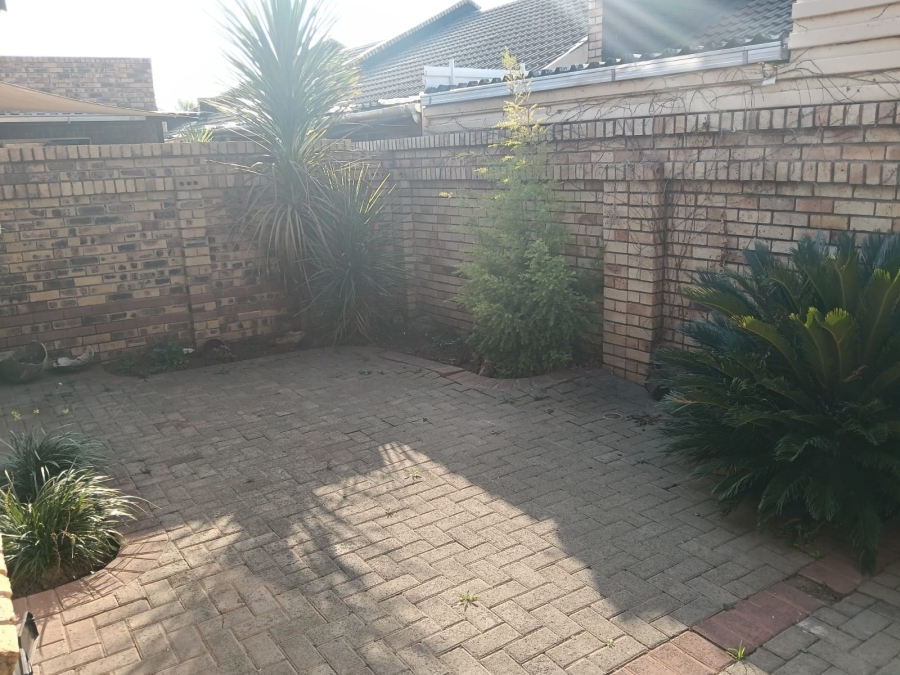 To Let 3 Bedroom Property for Rent in Hospitaalpark Free State